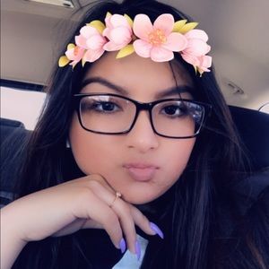 Meet your Posher, Rocio